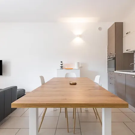 Apartment Via Giardini 18